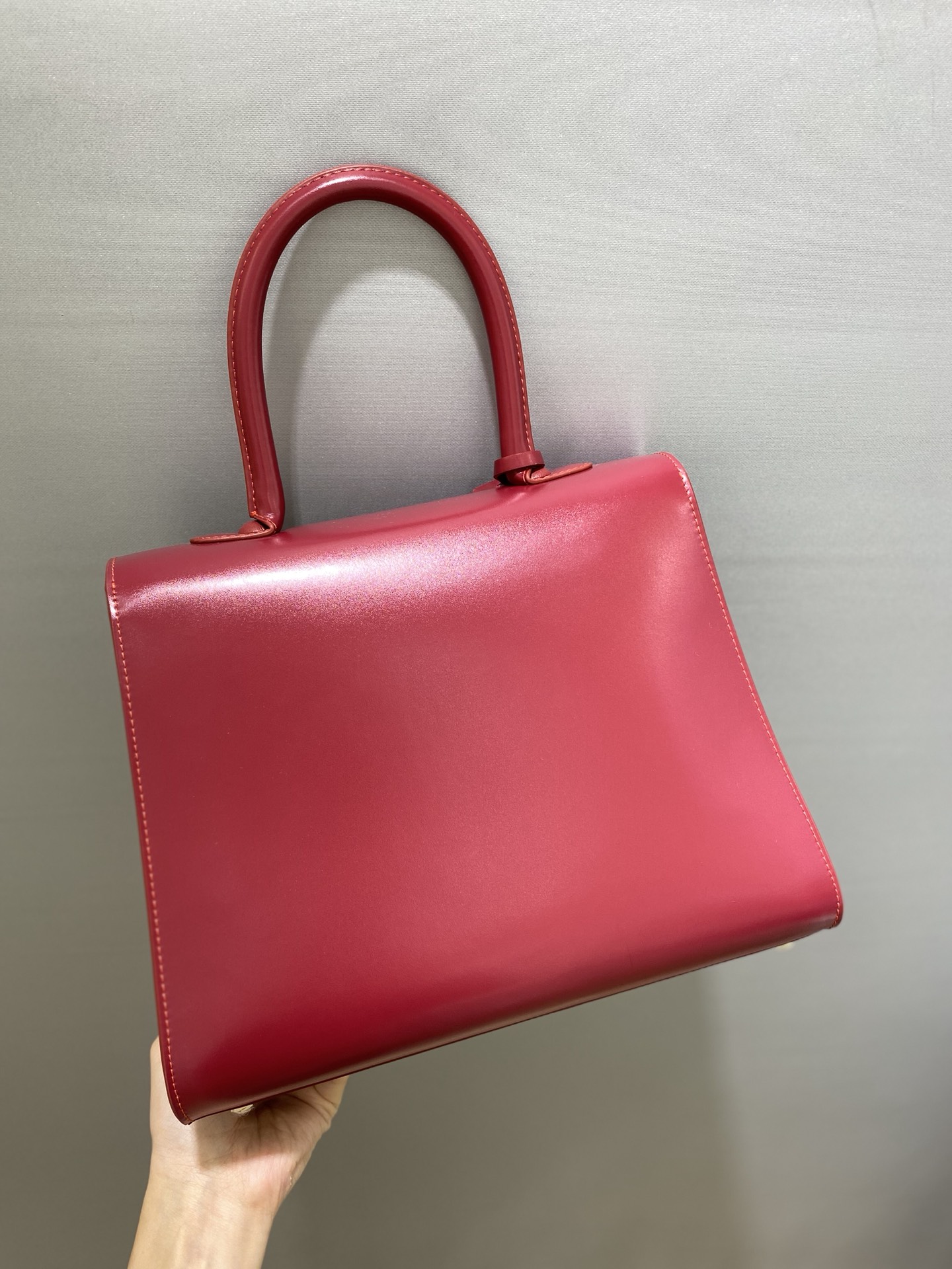 델보 브리앙 박스백 미듐